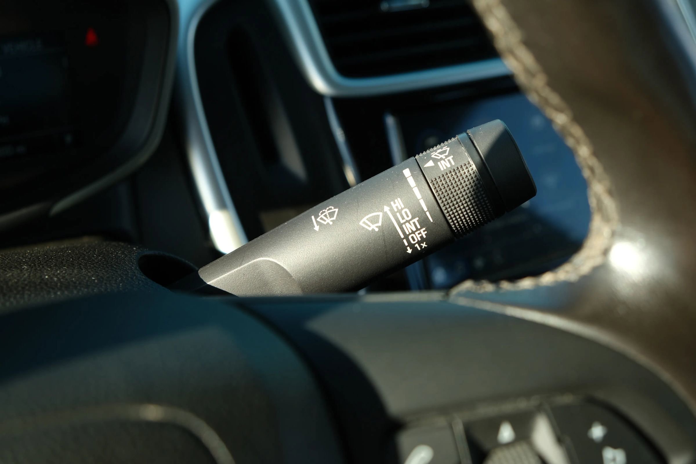 Used 2018 Chevrolet Sonic Premier w/ Driver Confidence Package image 32