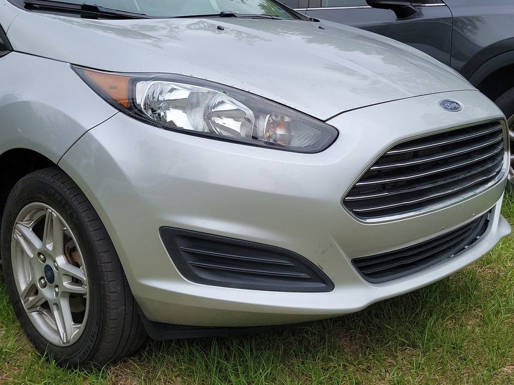 Used 2019 Ford Fiesta SE FWD image 6