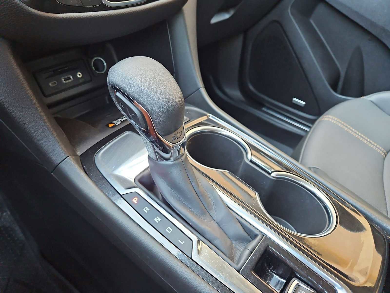 Certified 2023 Chevrolet Equinox Premier FWD image 35