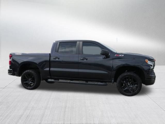 Used 2024 Chevrolet Silverado 1500 LT Trail Boss AWD/4WD image 2