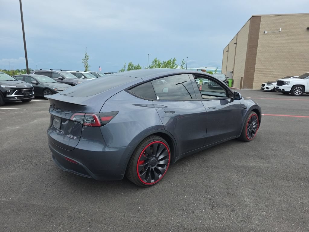 Used 2023 Tesla Model Y Performance AWD/4WD image 5