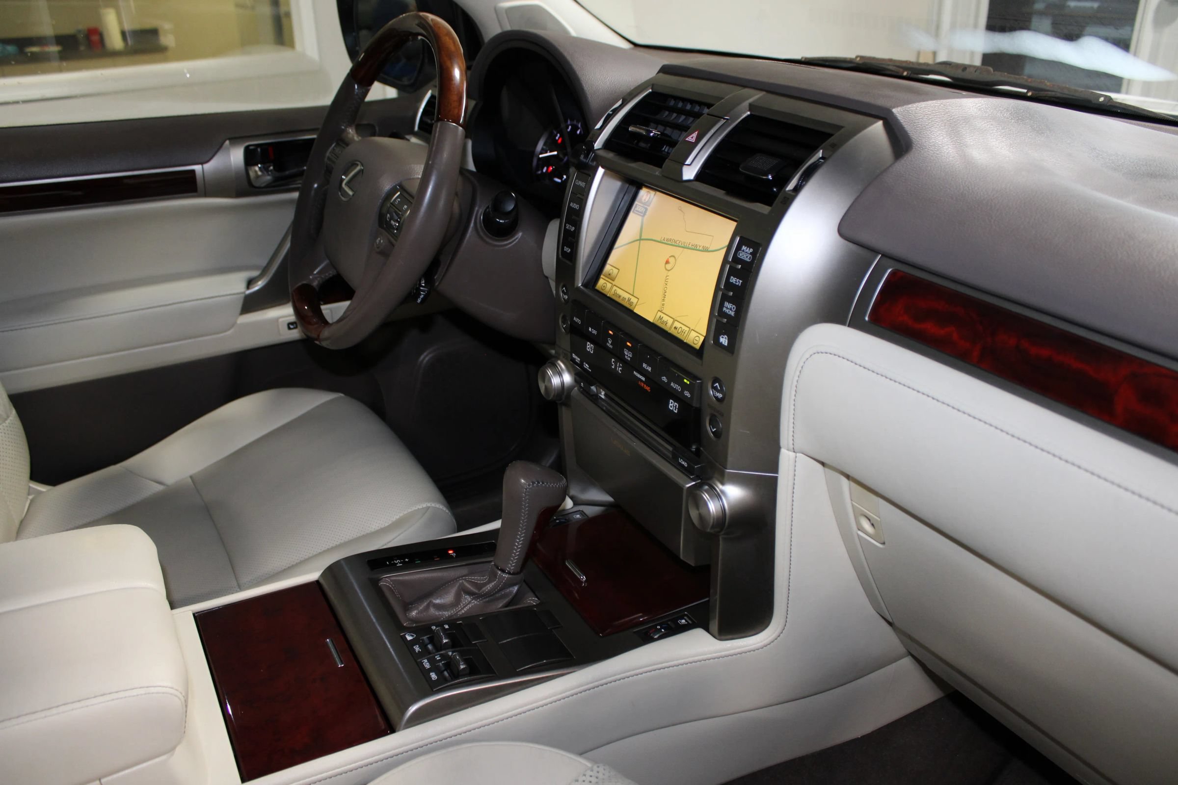 Used 2011 Lexus GX 460 w/ Comfort Plus Pkg AWD/4WD image 35