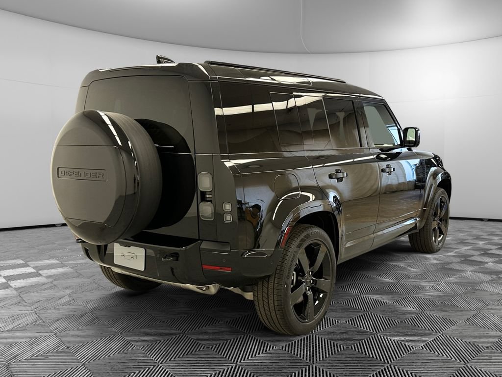 New 2026 Land Rover Defender 110 X-Dynamic SE AWD/4WD image 5