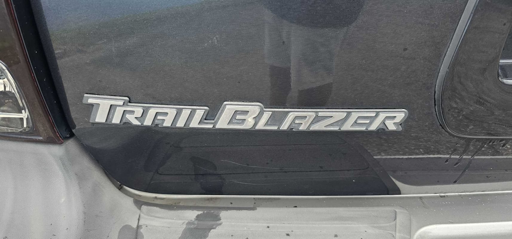 Used 2004 Chevrolet TrailBlazer LT w/ LT Preferred Equipment Group AWD/4WD image 23