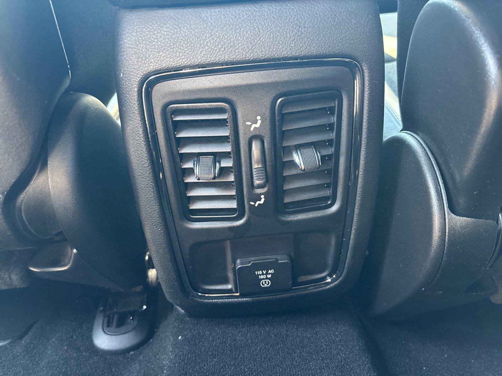 Used 2020 Jeep Grand Cherokee Altitude AWD/4WD image 34