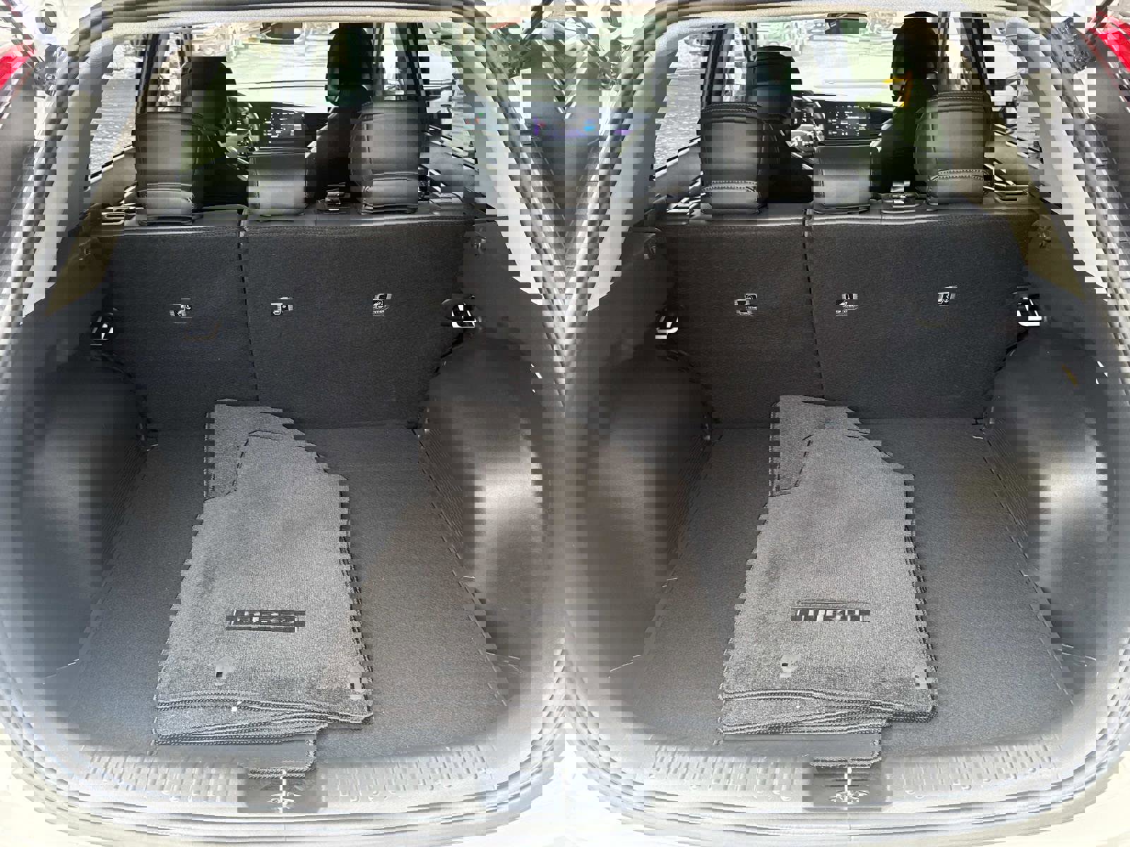 Used 2023 Kia Niro EX image 11