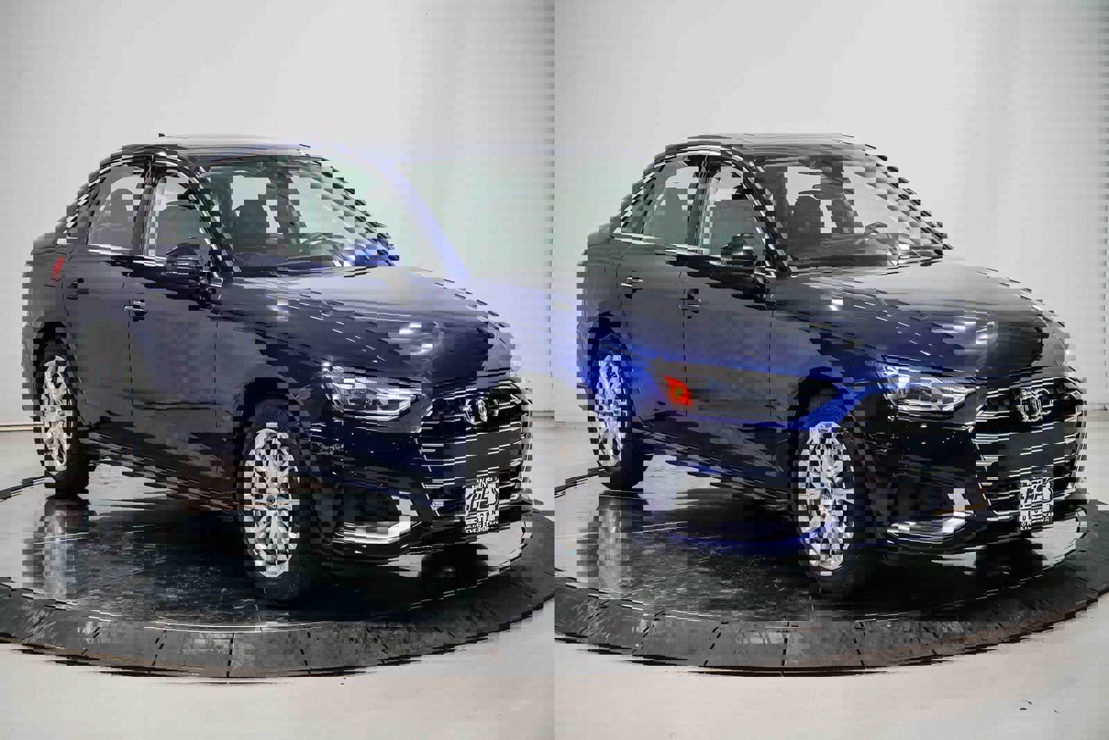 Used 2020 Audi A4 2.0T Premium w/ Convenience Package image 5