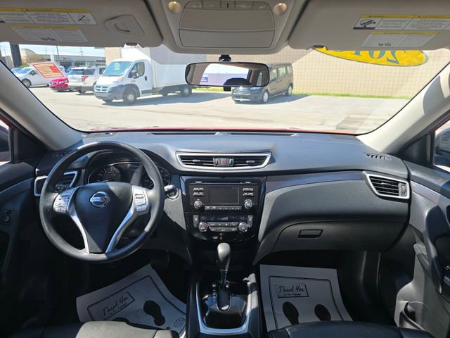 Used 2016 Nissan Rogue SV AWD/4WD image 15