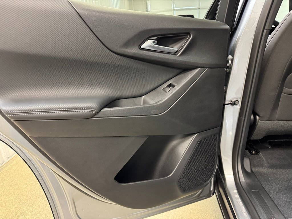 New 2026 Chevrolet Equinox LT w/ Safety and Technology Package image 14