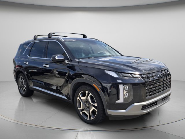 Used 2023 Hyundai Palisade Limited FWD image 4