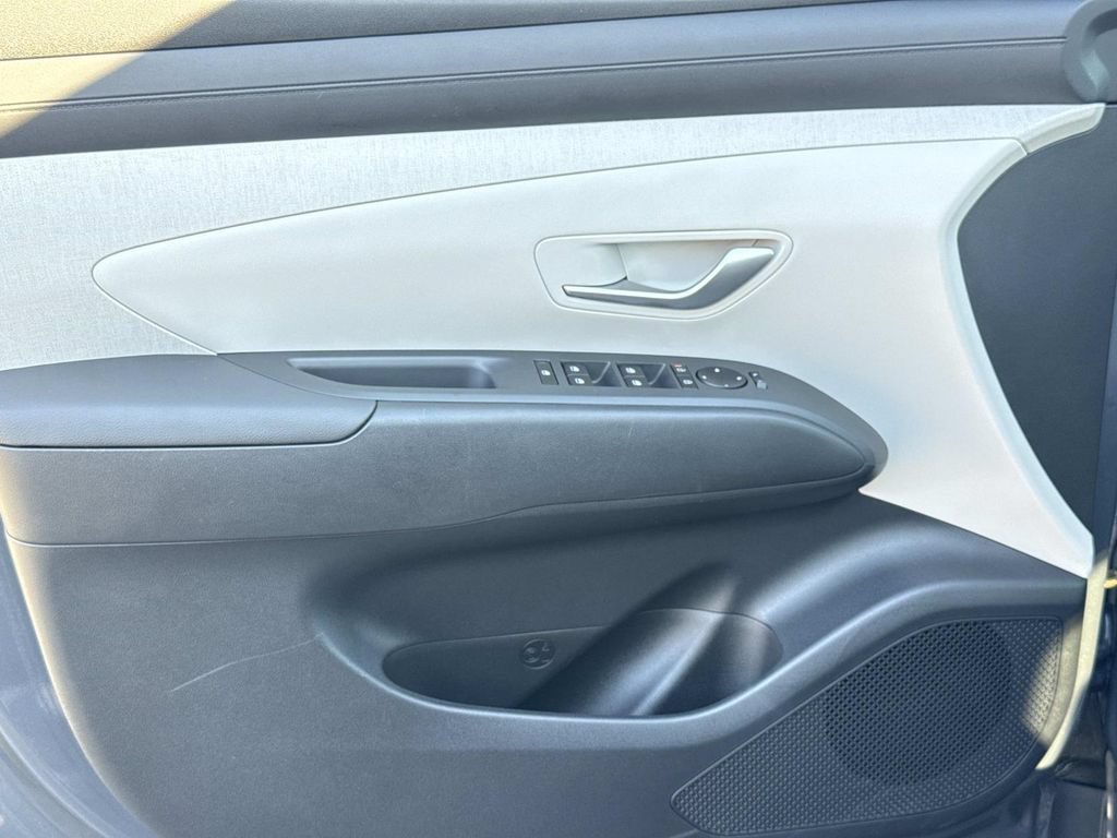 Used 2025 Hyundai Tucson SEL AWD/4WD image 18