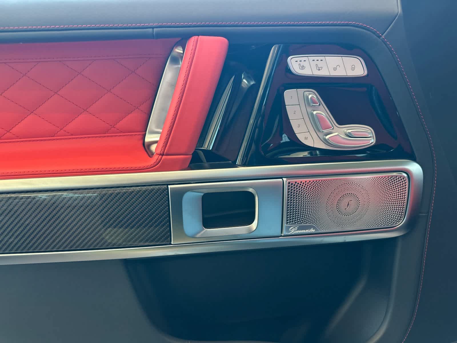 New 2027 Mercedes-Benz G 63 AMG 4MATIC image 11
