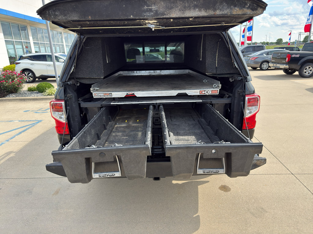 Used 2018 Nissan Titan S w/ S Utility Package AWD/4WD image 12