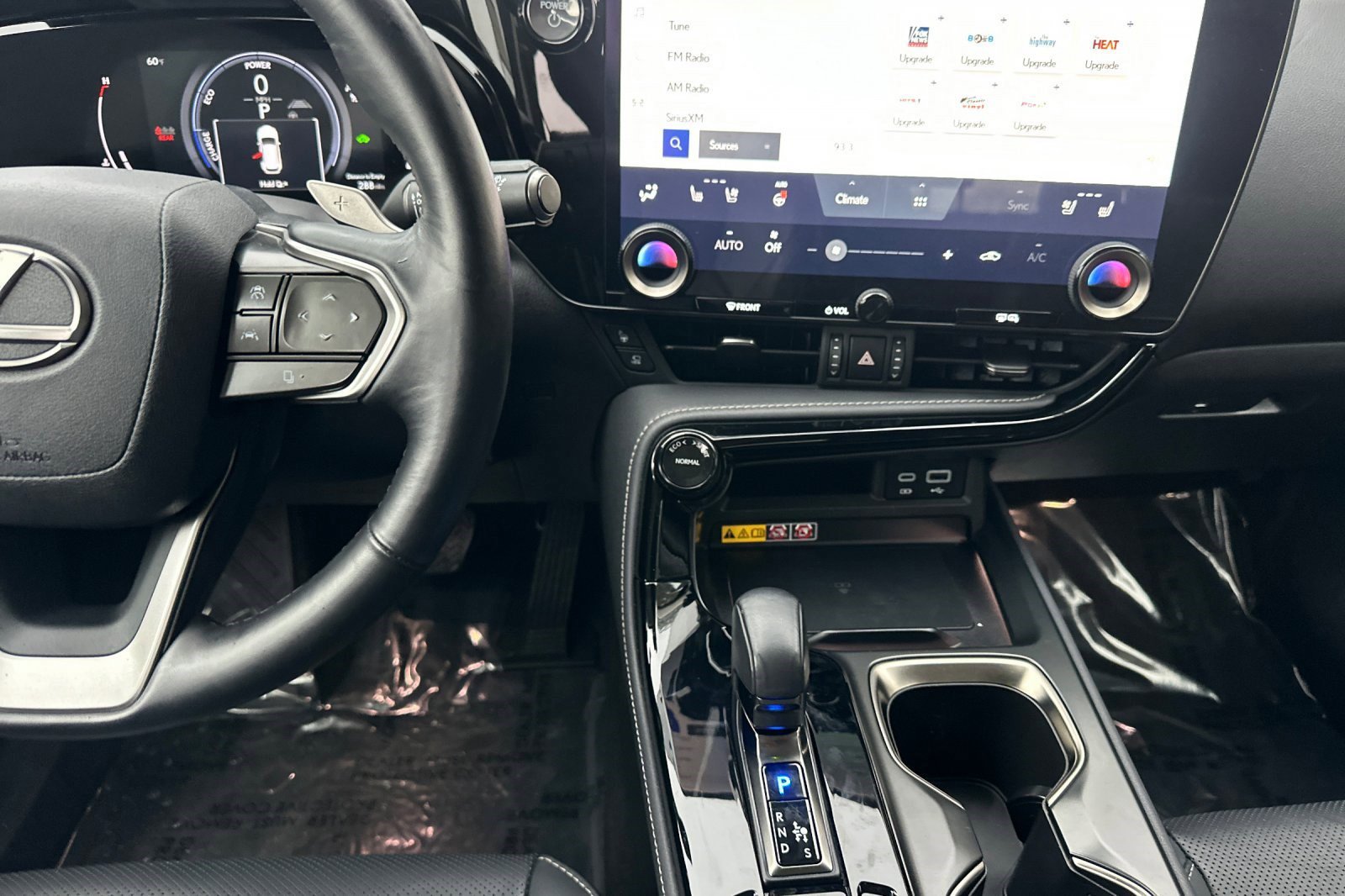 Certified 2025 Lexus NX 300h AWD w/ Luxury Package image 28