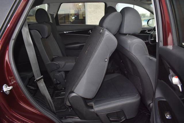 Used 2020 Kia Sorento LX image 37