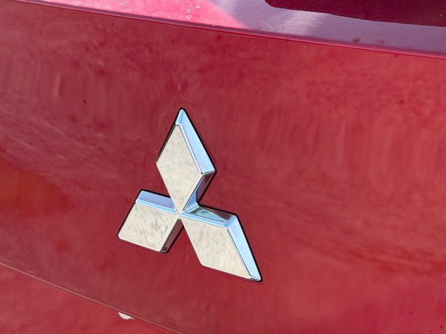 New 2026 Mitsubishi Outlander SE FWD image 13