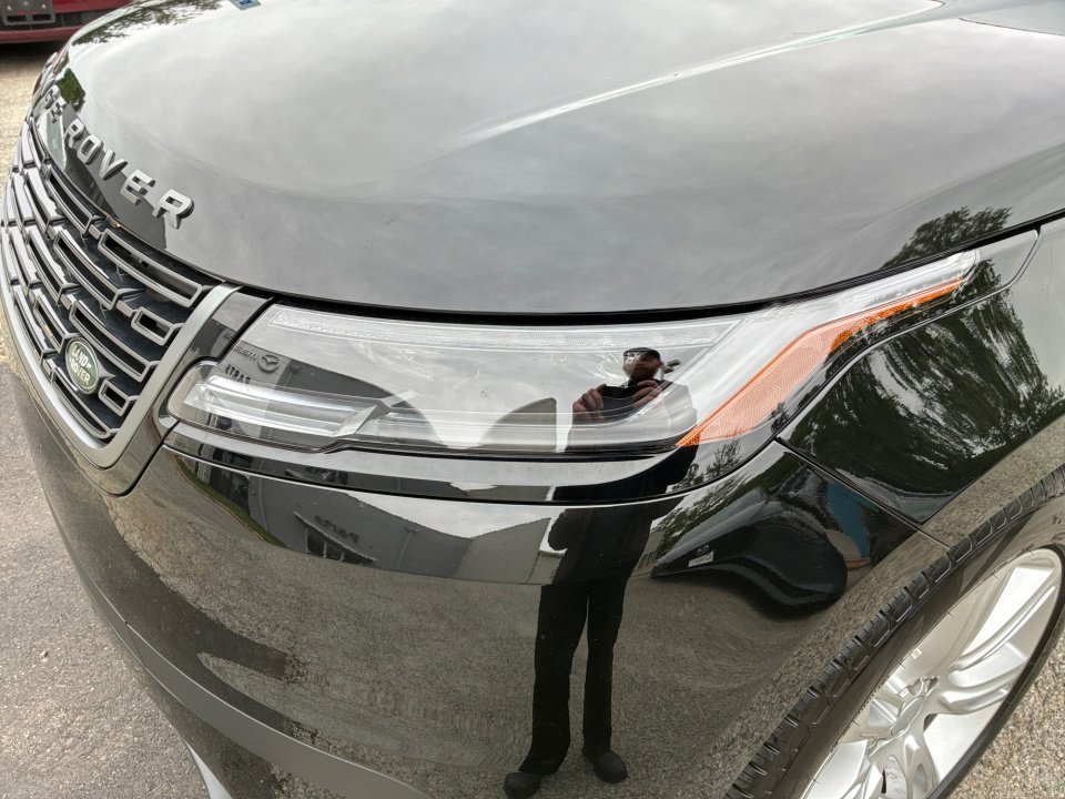 Used 2026 Land Rover Range Rover Velar S AWD/4WD image 26