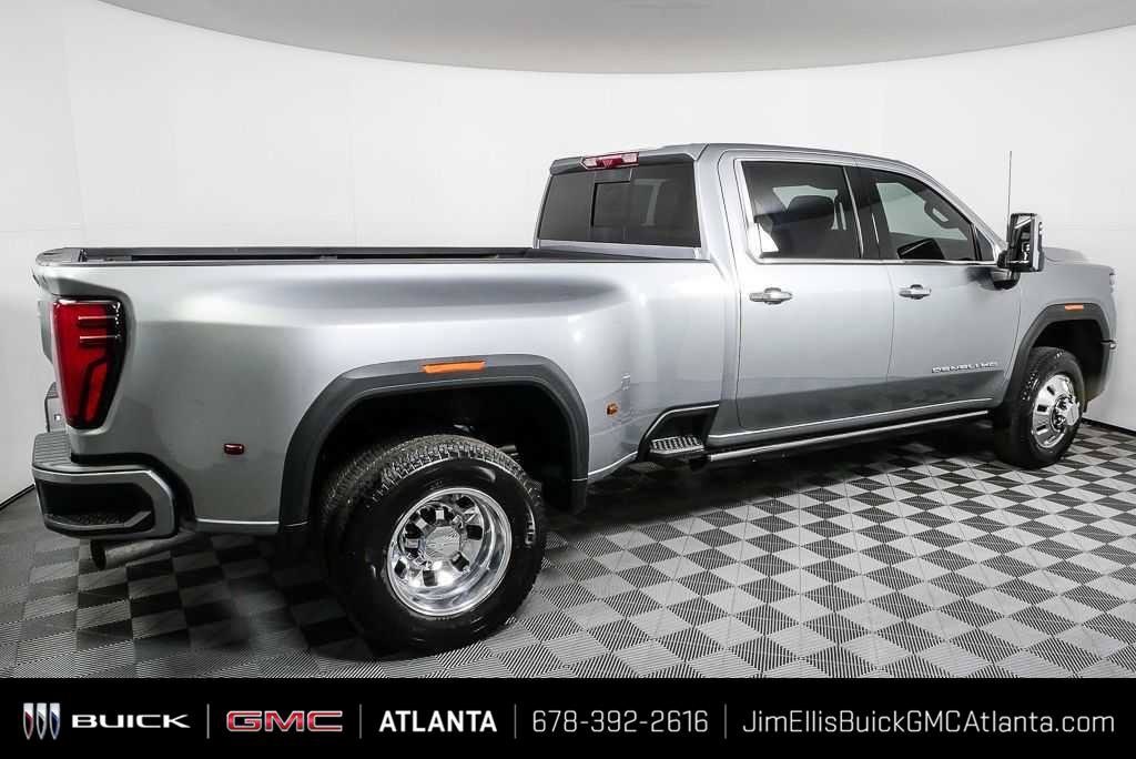New 2026 GMC Sierra 3500 Denali w/ Denali Reserve Package AWD/4WD image 29