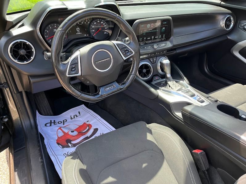 Used 2017 Chevrolet Camaro SS RWD image 11
