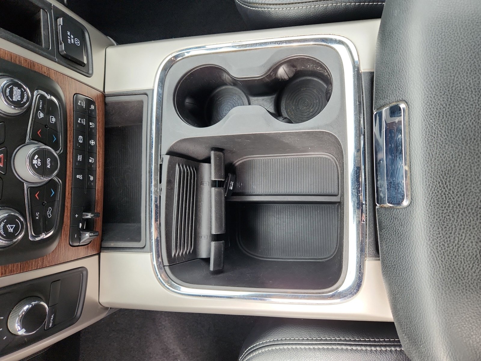 Used 2018 RAM 2500 Laramie image 15