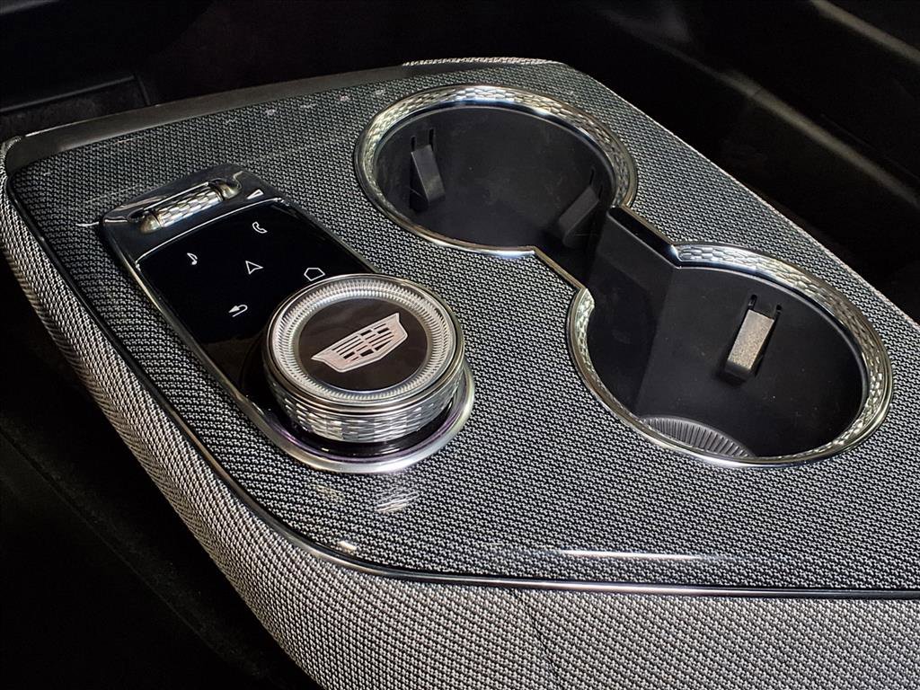 New 2026 Cadillac Optiq Sport 1 image 18