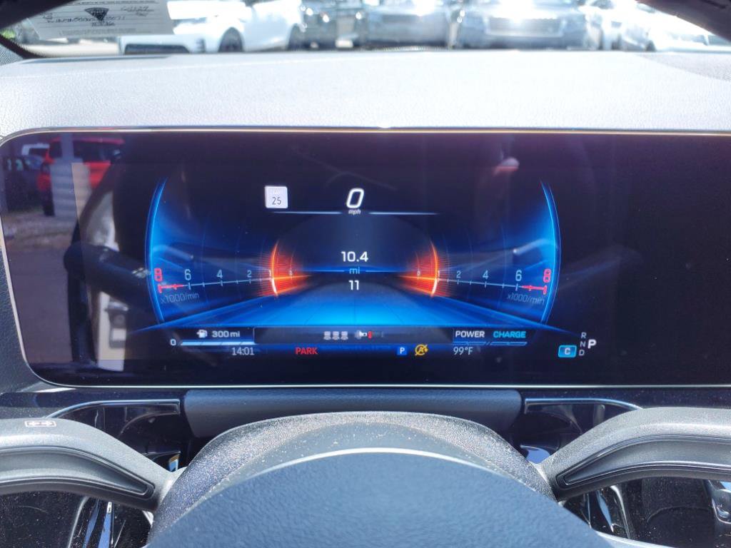 Used 2025 Mercedes-Benz GLA 35 AMG 4MATIC image 17