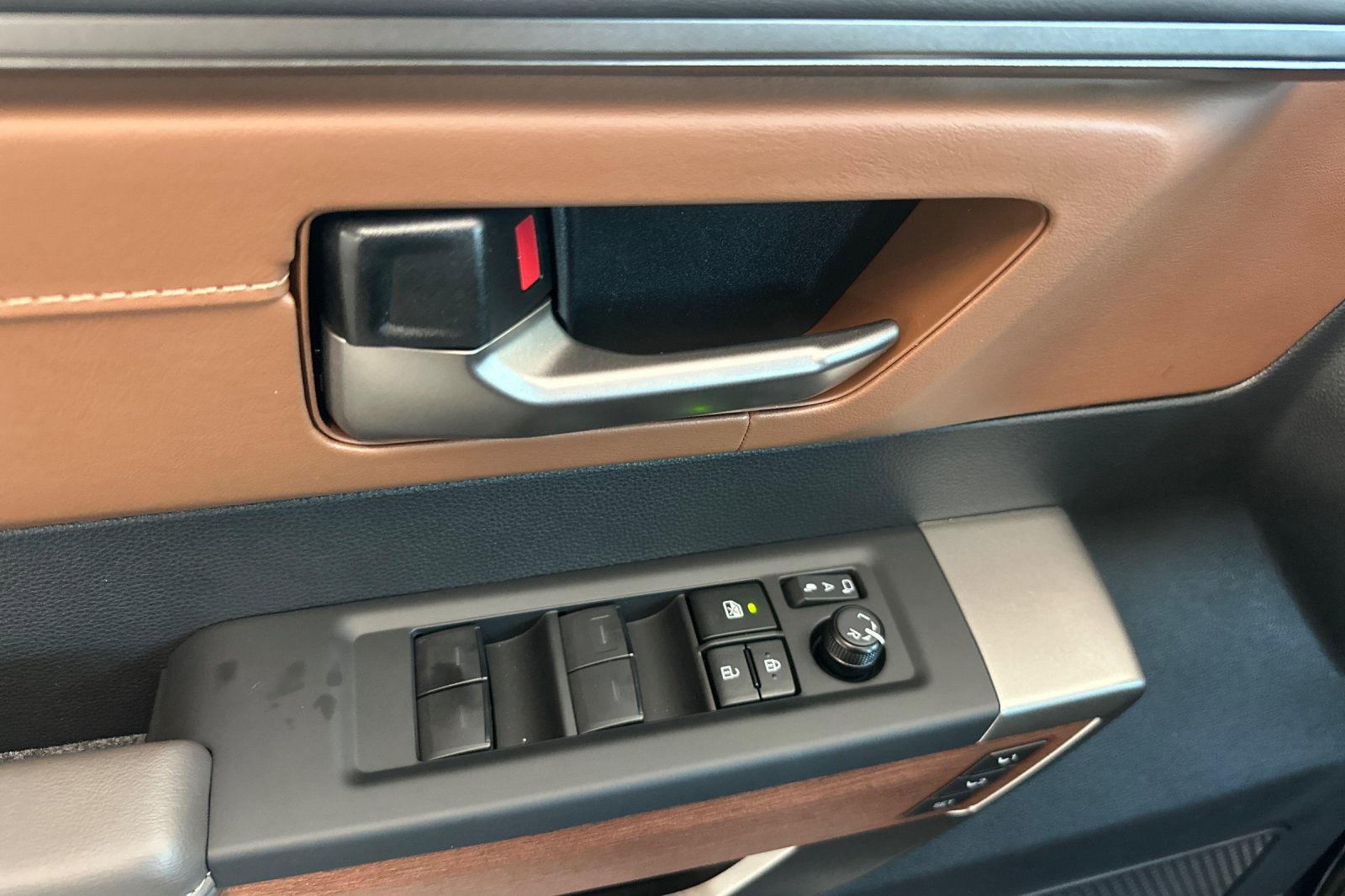 New 2026 Toyota Tundra 1794 Edition AWD/4WD image 9