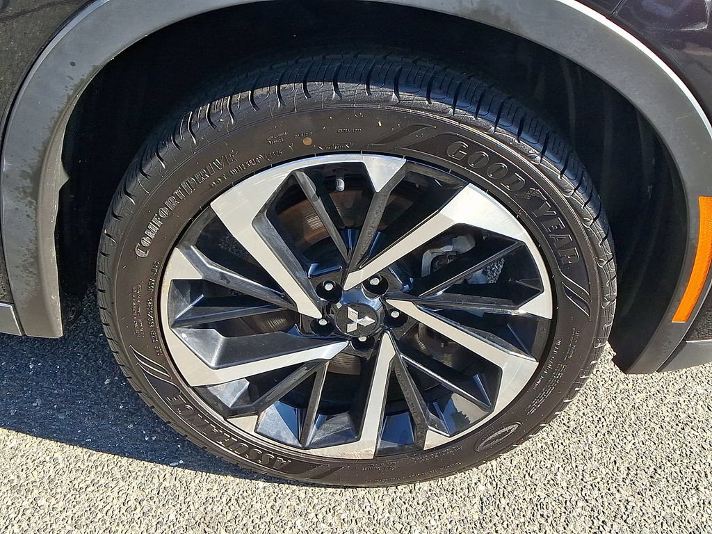 Used 2024 Mitsubishi Outlander SE AWD/4WD image 8
