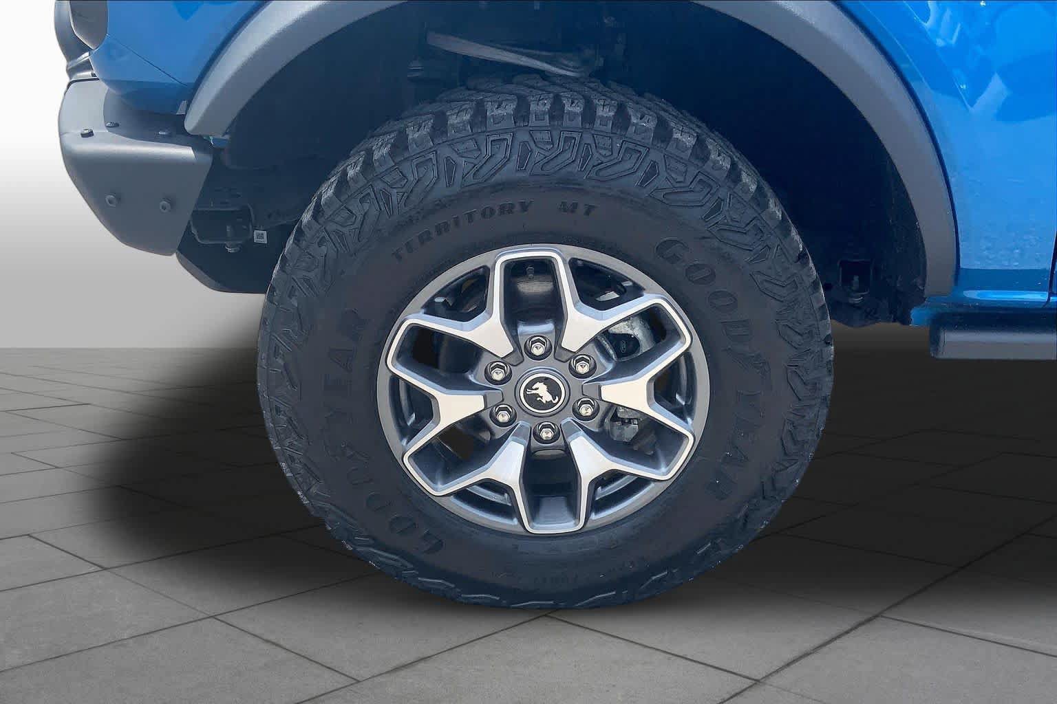 Certified 2024 Ford Bronco Wildtrak AWD/4WD image 11