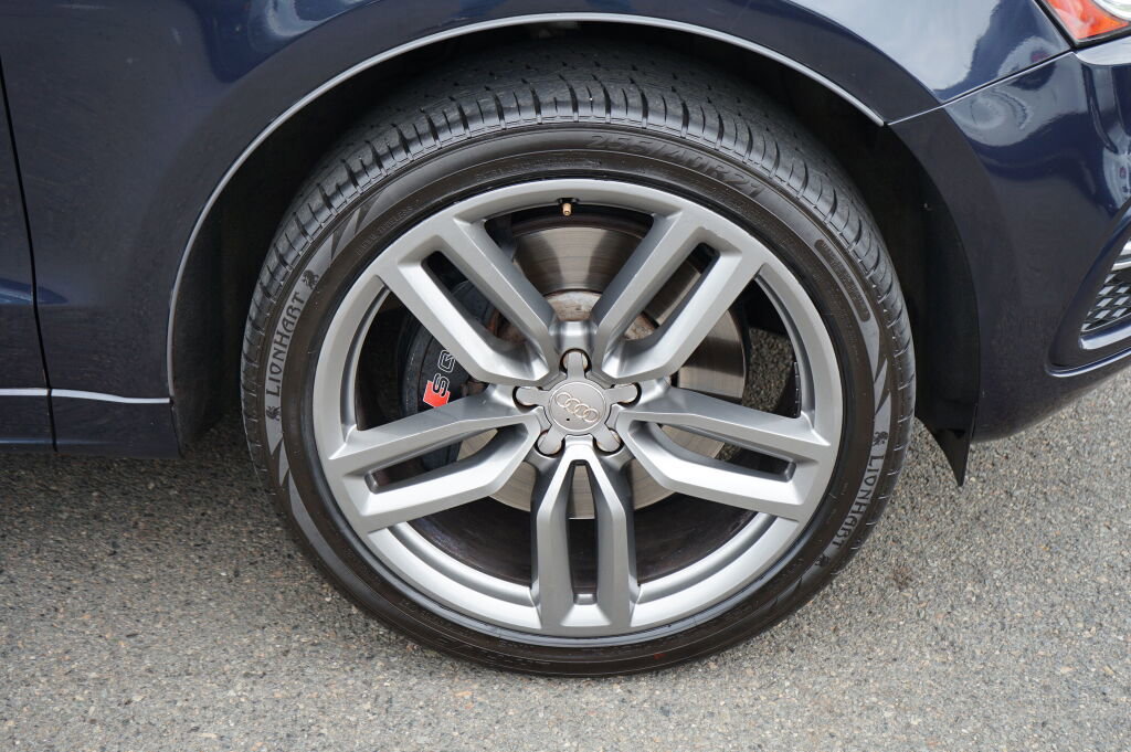 Used 2015 Audi SQ5 Premium Plus w/ Technology Package image 22