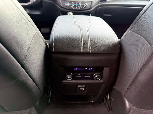 Used 2020 Chevrolet Traverse LT w/ LPO, Blackout Package AWD/4WD image 16