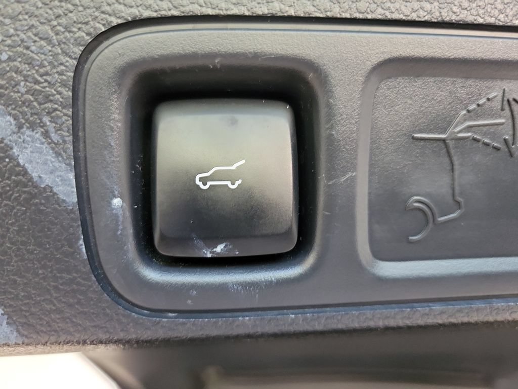 Used 2024 Lincoln Navigator L Reserve AWD/4WD image 17