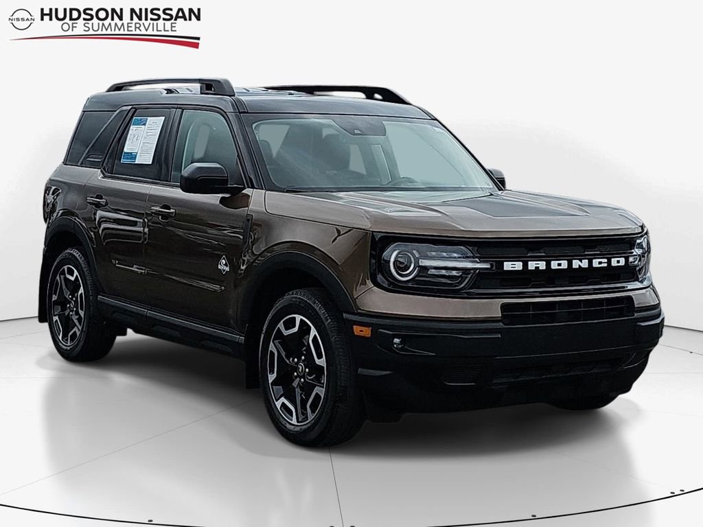 Used 2022 Ford Bronco Sport Outer Banks w/ Tech Package AWD/4WD image 1