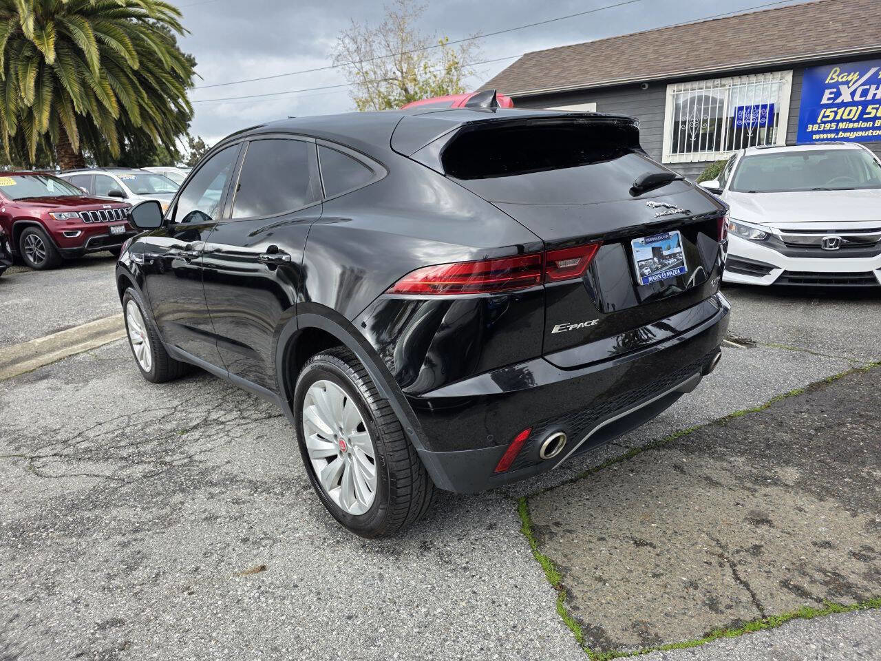Used 2019 Jaguar E-PACE SE image 7