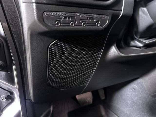 Used 2024 Jeep Gladiator Sport AWD/4WD image 25