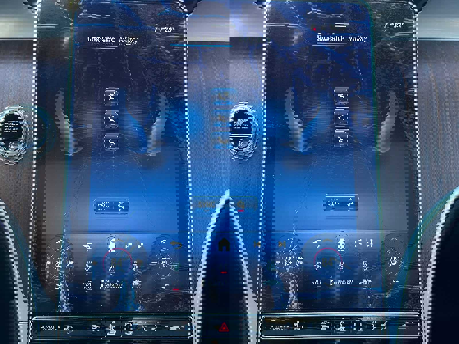 Used 2025 Mercedes-Benz GLC 300 4MATIC image 28