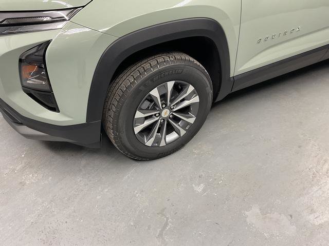 New 2026 Chevrolet Equinox LT image 8