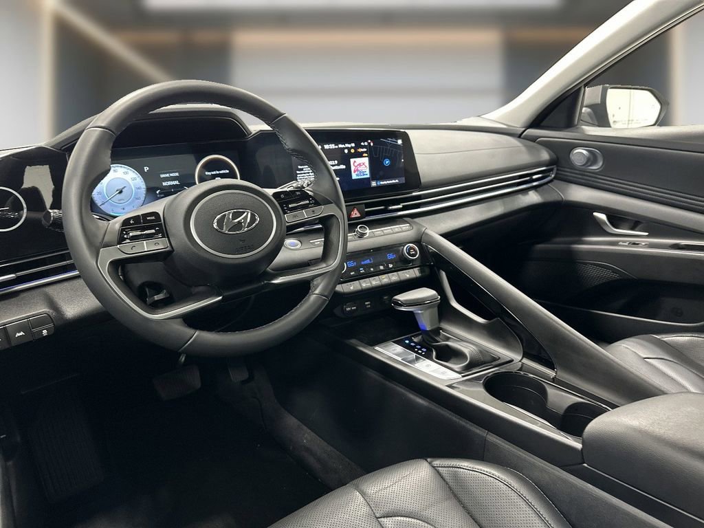 Certified 2023 Hyundai Elantra Limited FWD image 12