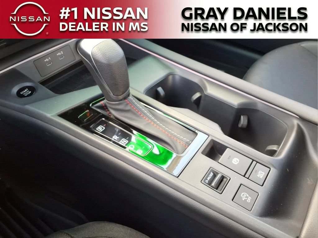 New 2026 Nissan Sentra SR w/ SR Premium Package FWD image 19