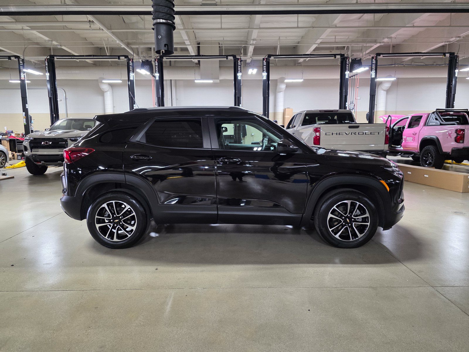 Used 2024 Chevrolet TrailBlazer LT FWD image 8