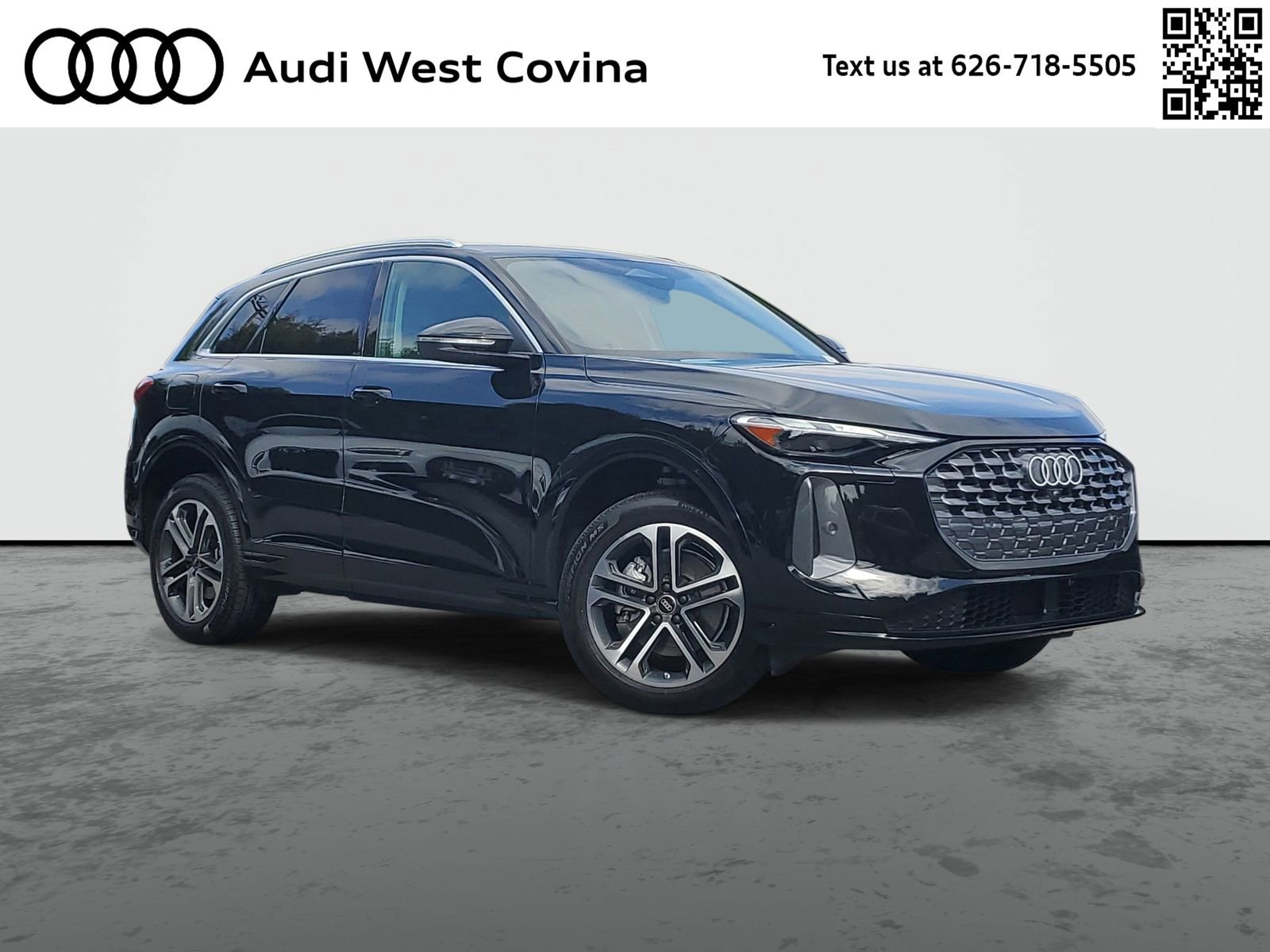 Used 2025 Audi Q5 Premium w/ Convenience Package