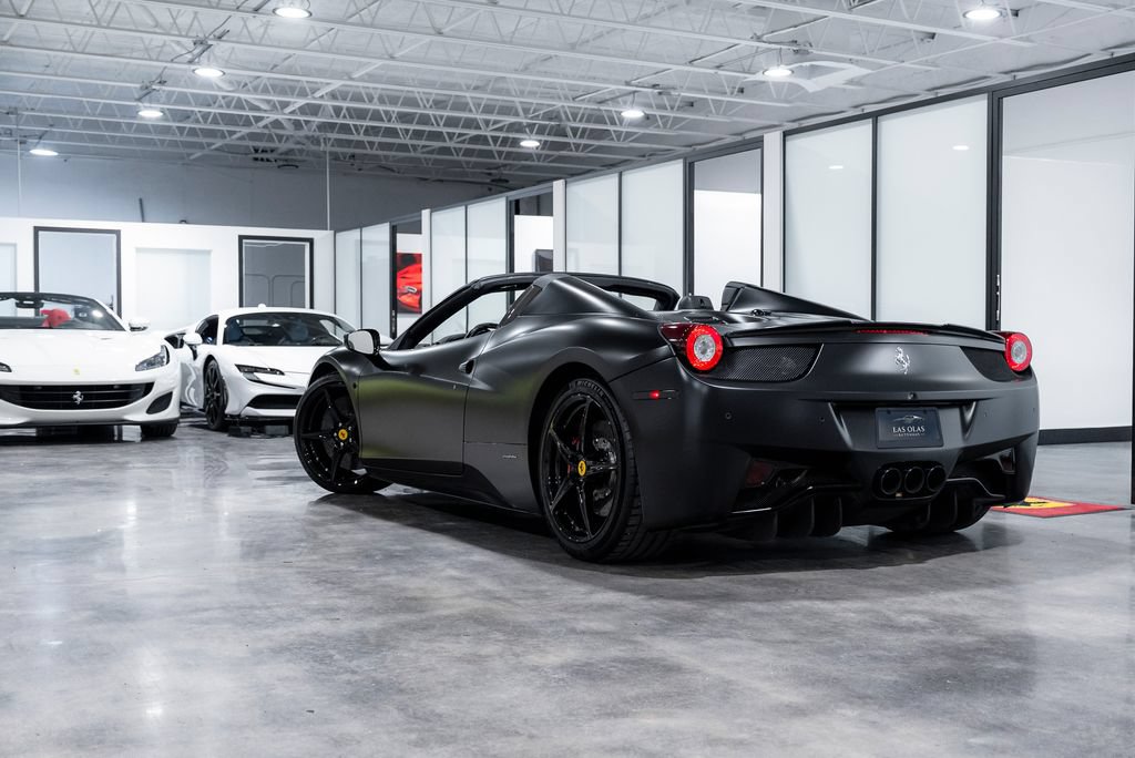 Used 2012 Ferrari 458 Spider RWD image 10