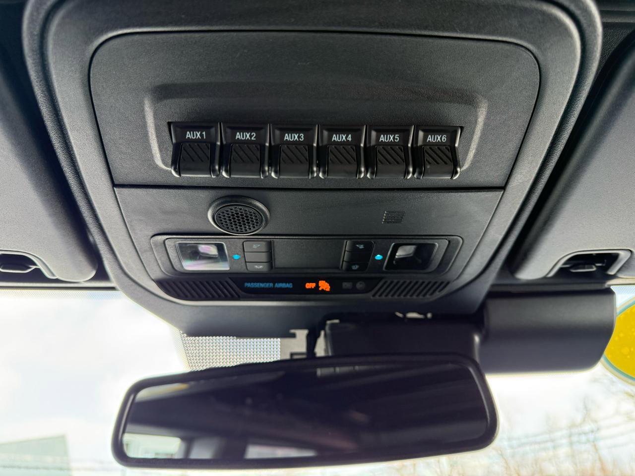Used 2025 Ford Bronco Badlands image 18