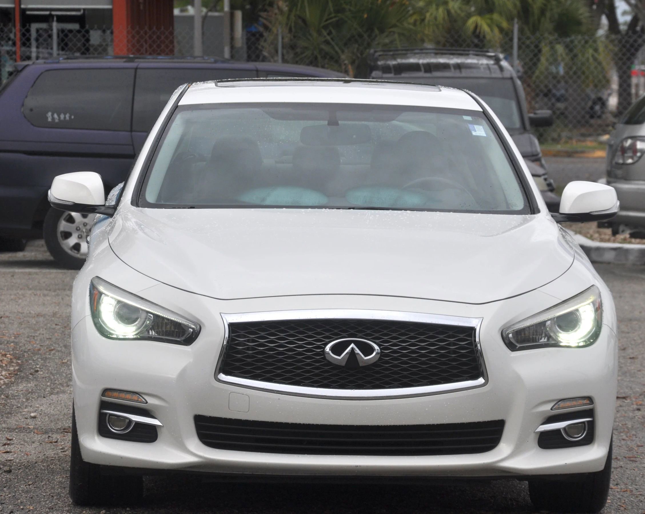 Used 2014 INFINITI Q50 Premium w/ Navigation Package image 5
