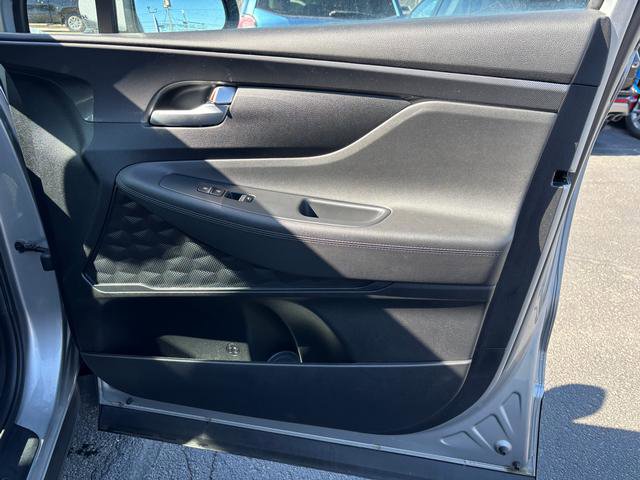 Used 2023 Hyundai Santa Fe SE image 16
