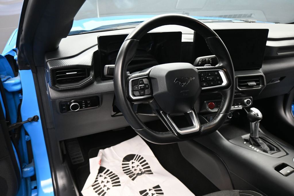 Used 2024 Ford Mustang GT RWD image 16