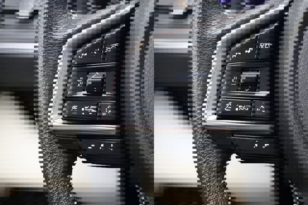 Used 2024 Subaru Ascent Limited image 19