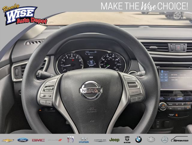 Used 2015 Nissan Rogue SV w/ SV Premium Package AWD/4WD image 12