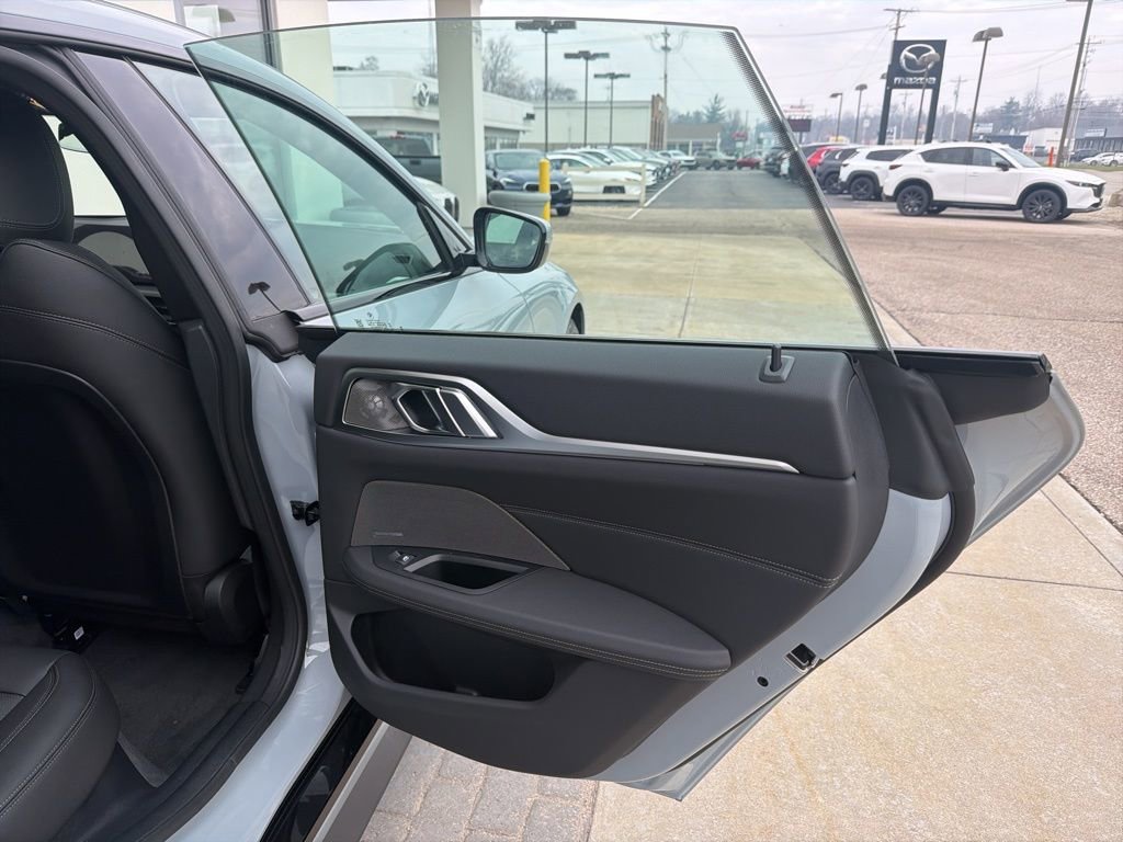 New 2026 BMW i4 xDrive40 AWD/4WD image 12