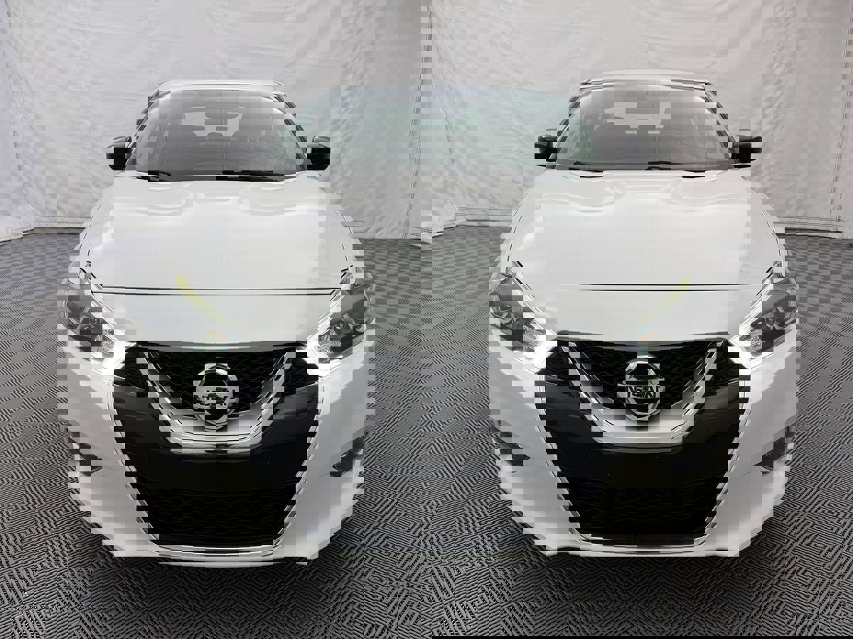 Used 2016 Nissan Maxima 3.5 S image 2